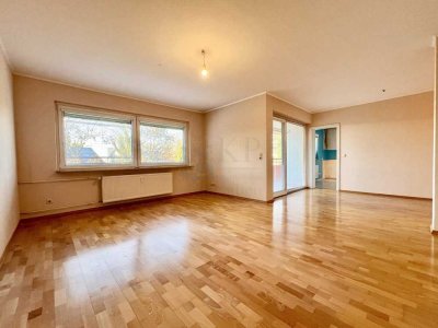 KRIFTEL: GROSSZUEGIGE 3 ZIMMER WOHNUNG MIT SW-BALKON, KELLER, STELLPLATZ