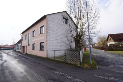 Schönes Stadt-Mehrparteien/Zinshaus mit Geschäftslokal nähe Zentrum