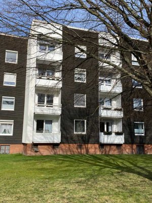 Schöne 3-Zimmer-Wohnung mit Balkon und Einbauküche in Salzgitter