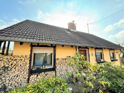 Einfamilienhaus mit Einlieger-Wohnung, Bergblick und Indoorschwimmbad in Tutzing