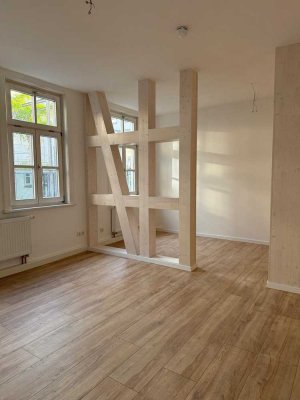 Helle,  sanierte 4‑Zimmer‑Wohnung in Erfurts Altstadt