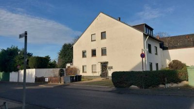 Porz-Wahnheide**4-Familienhaus** Gepflegt, modernisiert & vielseitig nutzbar