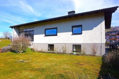 Charmanter Bungalow in Mondsee-Schlössl - Wohnen in Top-Lage mit Potential !