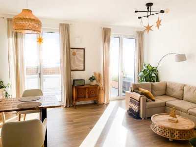 Helle 2-Zimmer-Dachgeschosswohnung mit großer Terrasse in Berlin-Tempelhof -Schöneberg