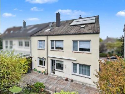 Gepflegtes Zweifamilienhaus in ruhiger Wohnlage von Wuppertal-Langerfeld im Bereich Hedtberg