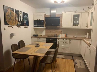 Luxuriöse 3,5-Zimmer-Wohnung mit Balkon im 2. OG in Bamberg-Insel