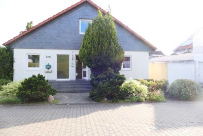 schönes Einfamilienhaus mit Garten zu vermieten!