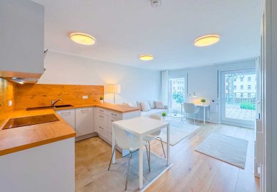 Erstbezug nach Sanierung* 1-RW im 4.OG* Aufzug* EBK* neue Möblierung* TG-SP* Keller* zentrale Lage*