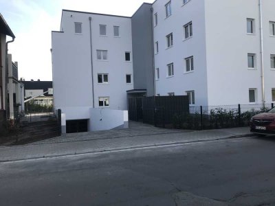 2 Zimmer Erdgeschosswohnung mit Terrasse und kleinem Garten zu vermieten