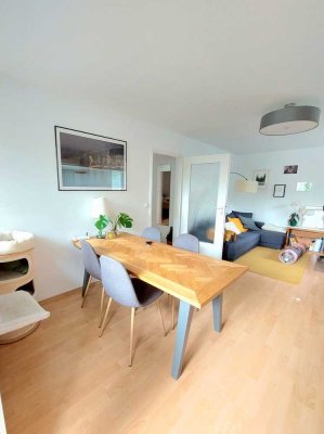 Gepflegte 2-Zimmer-Wohnung mit Balkon und EBK in Oberschleißheim