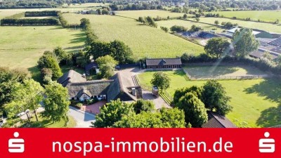 Paradies für Pferdeliebhaber: Reetdachanwesen auf ca. 3,38 ha großen Grundstück mit Nebengebäuden