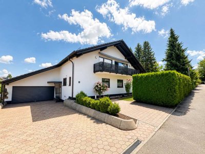 Hochwertiges Zweifamilienhaus in ruhiger Sackgassenlage – ideal für Mehrgenerationenwohnen