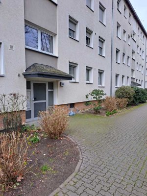 Attraktive 3-Zimmer-Erdgeschosswohnung mit Balkon in Braunschweig