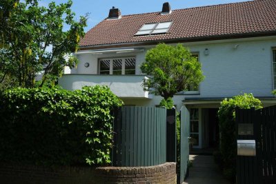 Exklusive 3-Zimmer-Maisonette-Wohnung in Lindenthal-Deckstein