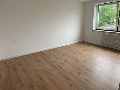 Schöne und modernisierte 1-Raum-Wohnung in Augsburg