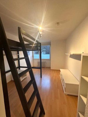 Möblierte 1-Zimmer-Wohnung im Univiertel, gegenüber Hauptmensa / C.A.R.L.