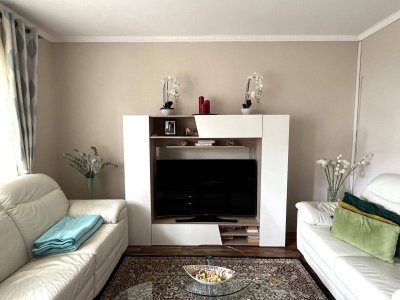 Preislich attraktive und gemütliche Wohnung mit Loggia, Lift und Tiefgarage