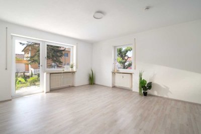 sonniges, renovierungsbedürftiges Appartement mit 128qm Gartenanteil