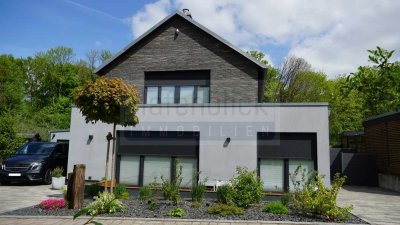 Modernes, luxuriöses Architektenhaus trifft Naturidylle in Lübeck