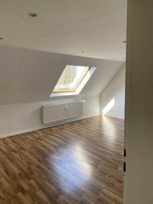 Helle 3-Zimmer Wohnung in zentraler Lage