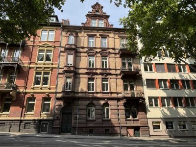 Hier wohnen Sie am Puls der Zeit! Große 5-Zi.-ALTBAU-Wohnung in Wiesbaden - nähe Hauptbahnhof!