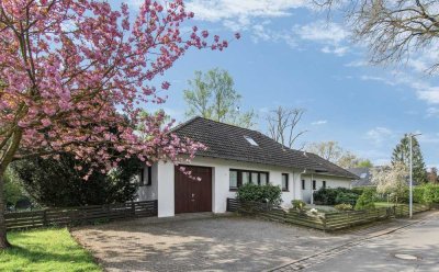 Ein Platz zum Wachsen – 
Familienidylle auf Traumgrundstück an der Grenze zu Rissen