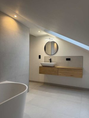Exklusives Schmuckstück in Top-Lage Kempten-Lenzfried - 2-Zimmer-Dachgeschosswohnung
