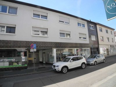 Gemütliche und sonnige Single-Dachwohnung   im Herzen von Frankenthal!