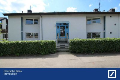 Lass die Sonne rein: Schöne und großzügige Wohnung in Stuttgart-Schönberg