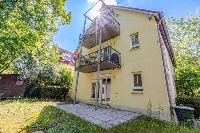 Sofort einziehen! Sonnige 2-Zimmer-Wohnung mit großer Terrasse und Garten!