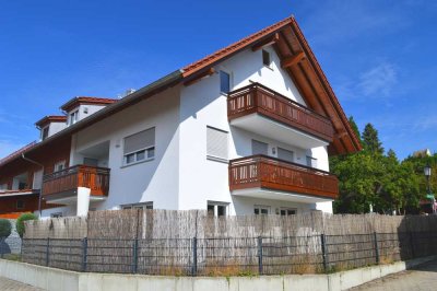 Barrierefreie und sehr moderne 3 Zimmer Dachgeschosswohnung