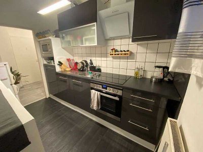 Geschmackvolle 2-Raum-Wohnung mit EBK in Karlsruhe