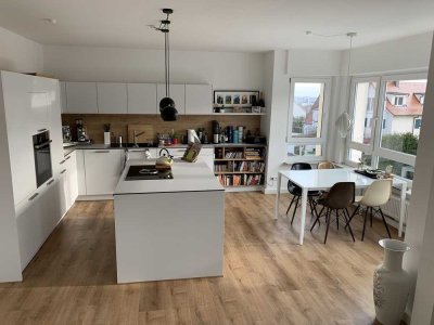 Schöne 5-Zimmer-Maisonette-Wohnung in Stuttgart-Vaihingen