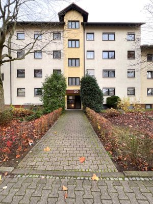 Gut geschnittene 2-ZKB Wohnung mit Balkon
