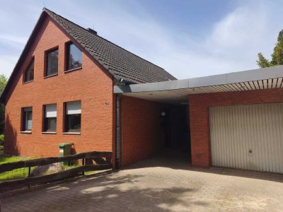Großzügige 4 Zimmer Erdgeschosswohnung mit großem Garten