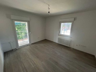 Wohnung nach Modernisierung mit Balkon