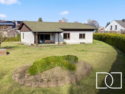 Traumhaftes Eckgrundstück! Barrierearmer Bungalow mit Keller in ruhiger Lage