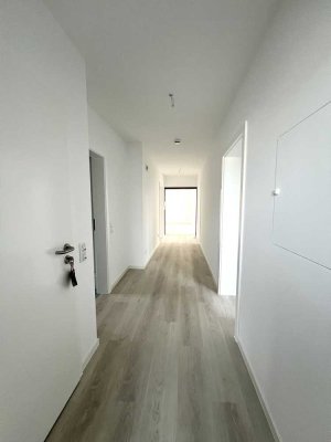 Geräumige 3-Zimmer-Wohnung mit top Ausblick (Erstbezug)