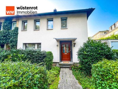 Charmante Doppelhaushälfte mit Garten, Garage & Kachelofen in Bonn-Bad Godesberg