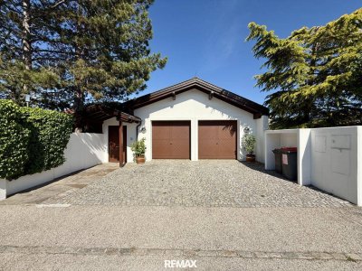 Charmanter Bungalow auf sonnigem Eckgrundstück