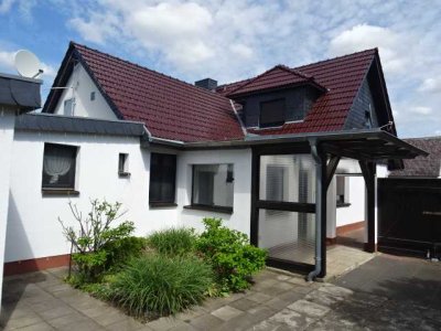 Massives Einfamilienhaus in ruhiger Lage mit viel Potenzial