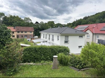Traumhafte Doppelhaushälfte zur Miete in Bad Salzungen