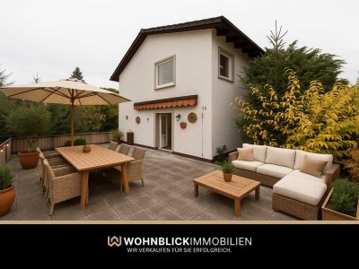 *Charmantes Reihen-Eckhaus mit großem Garten, Garage & modernisierter Dachkonstruktion*