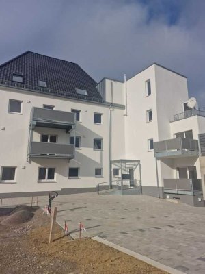 Babenhausen Stadtflair – Einzug sofort – 4 Zi-Wohnung 107,6 m² , Balkon , Fahrstuhl , kompl.saniert