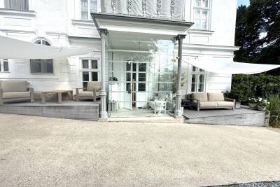 KAISERLICHES FLAIR nähe Thermalbad - Saniertes Stilhaus - 3 Zimmer - ca. 83m² NFL - 2 Terrassen - Stellplatz