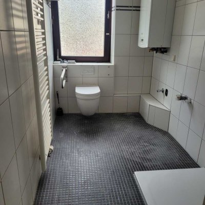 Schöne Etagenwohnung zu vermieten(Whg.2)