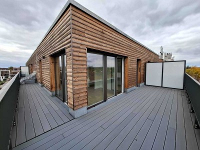 Licht, Luft, Qualität – Smartes Penthouse mit Einbauküche