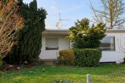 Großzügiges Einfamilienhaus im Bungalowstil mit 8 Zimmern in Stuttgart-Vaihingen
