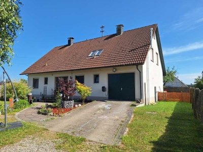 Traumhaftes Einfamilienhaus in ruhiger & ländlicher Randlage mit viel Platz  - provisionsfrei