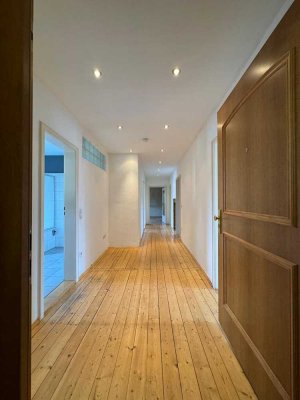 Stilvolle 4-Zimmer-Wohnung mit Altbaucharme in MA-Neuostheim